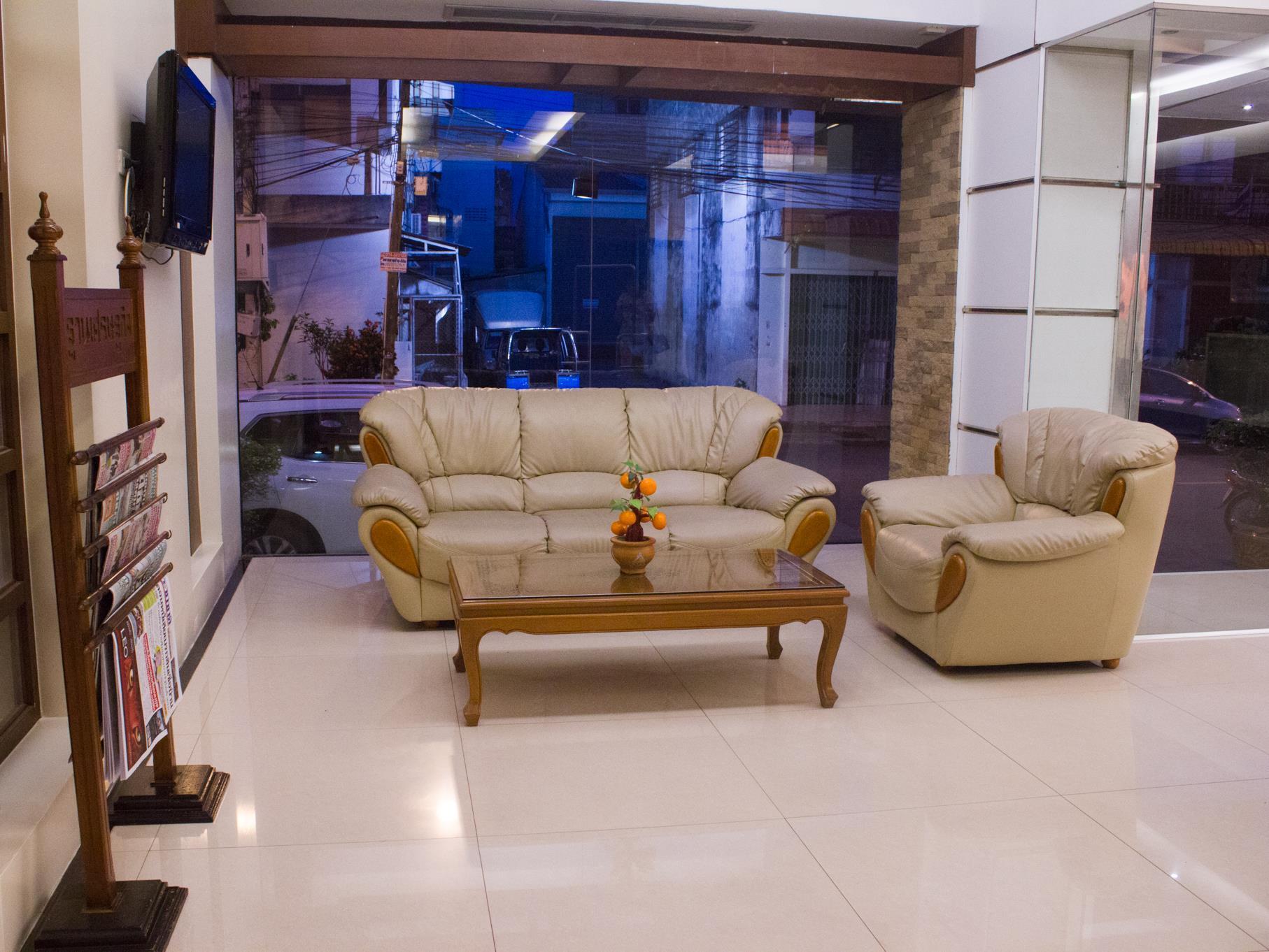 Hatyai Holiday Hotel หาดใหญ่ ภายนอก รูปภาพ